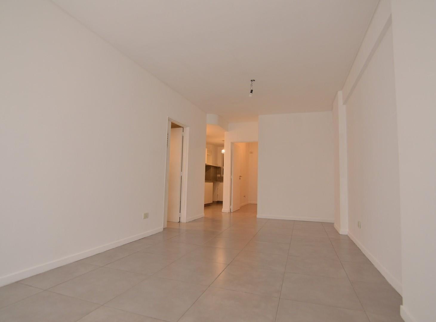Foto de Departamento en Alquiler en Parque Chacabuco, Capital Federal, Buenos, imagen 4