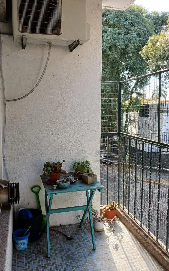 Departamento 3 ambientes con balcón, baulera y cochera cubierta 2