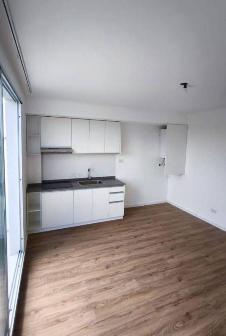 Foto de Monoambiente con balcón, imagen 1