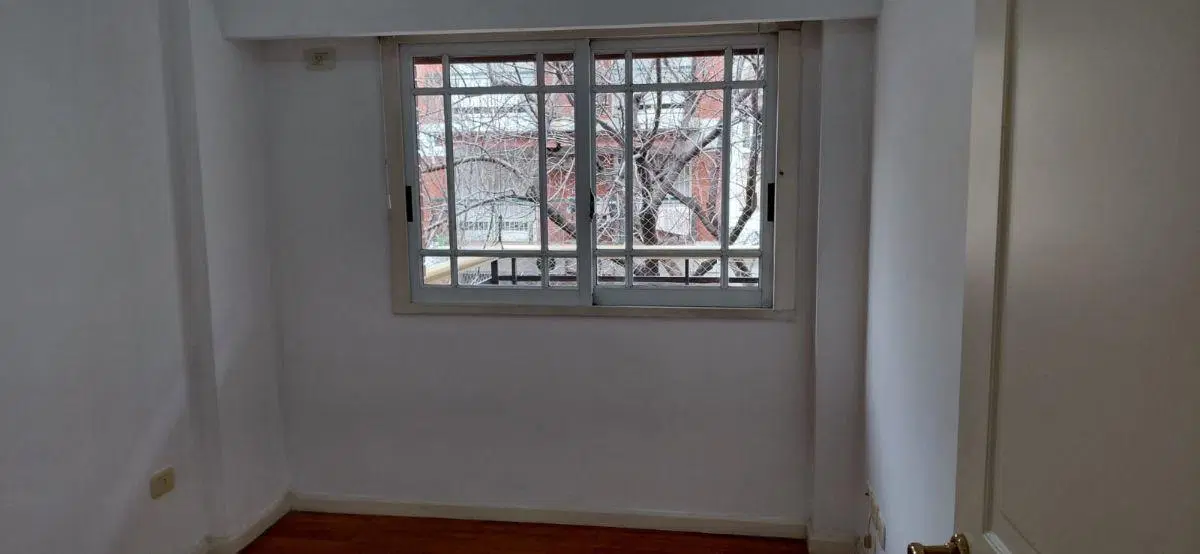 ES UN HERMOSO SEMIPISO EXCELENTE CATEGORIA AMBIENTE CLIMATIZADO PALIER PRIVADO COCHERA DETALLES 4