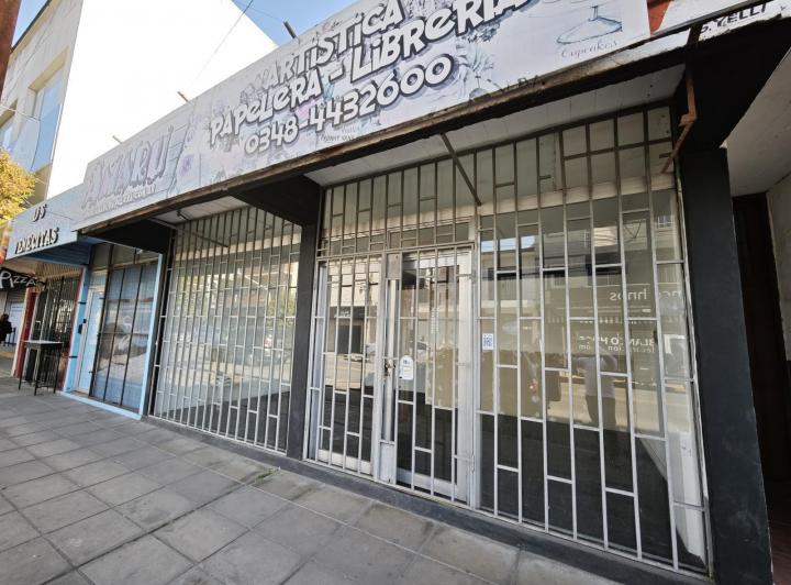 Local en  ALQUILER av 25 de mayo ESCOBAR 4