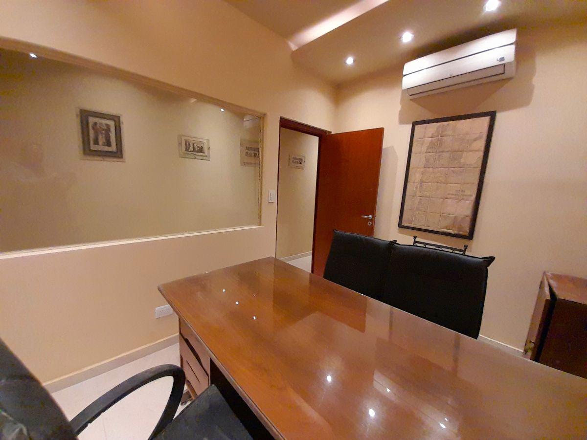 Foto de Oficina premium en San Telmo | Centro de estética o pilates, imagen 3