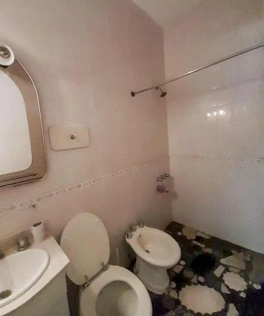 Increíble PH de 4 Ambientes con Entrada Independiente Cochera cubierta y gran terraza! 5