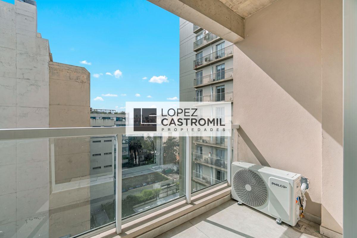 Foto de SEMIPISO A ESTRENAR! PISO ALTO! BALCÓN CON VISTA ABIERTA! Todo luz y, imagen 3