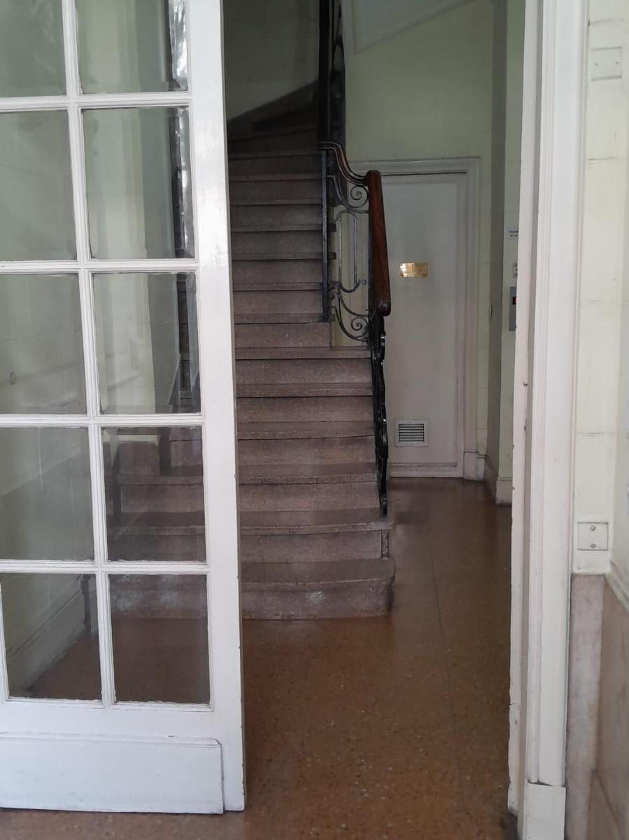 Viamonte 885. Oportunidad! Rebajado! Apto Prof. Vivienda U Ofic. Lindo Edificio 4