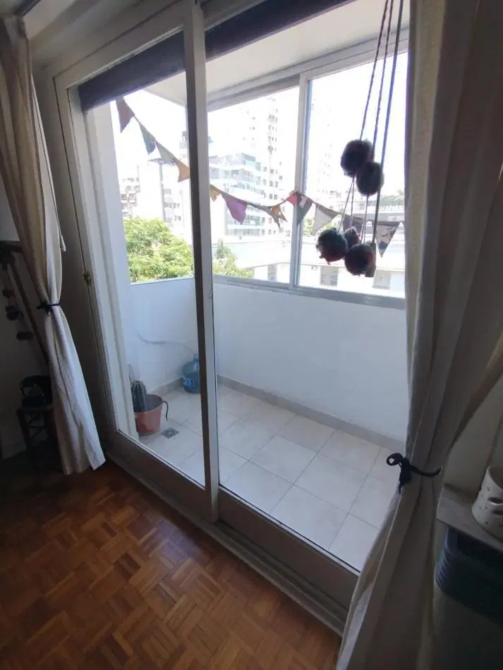 San Luis 3060. Balbanera. Super luminosos dos ambientes con balcon a contrafrente 2