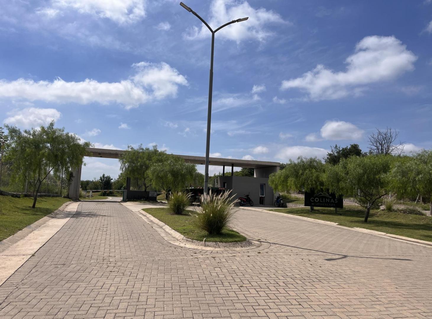 TERRENO EN VENTA COLINAS DE LA DESEADA BARRIO PRIVADO