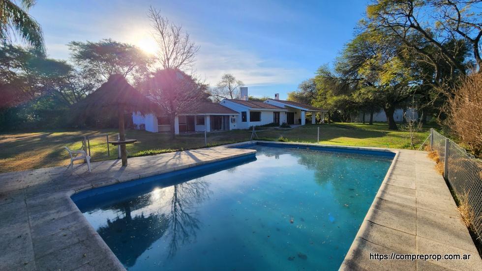 Foto de VILLA ALLENDE GOLF CASA EN VENTA CINCO LOTES, imagen 5
