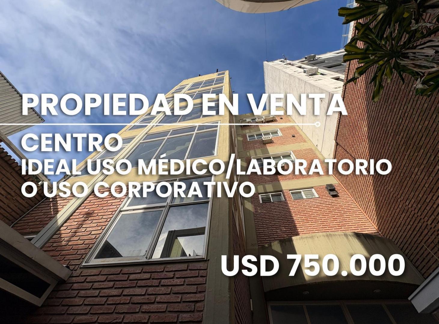 Foto de GRAN PROPIEDAD EN VENTA | CENTRO | IDEAL USO MÉDICO/LABORATORIO O USO, imagen 1