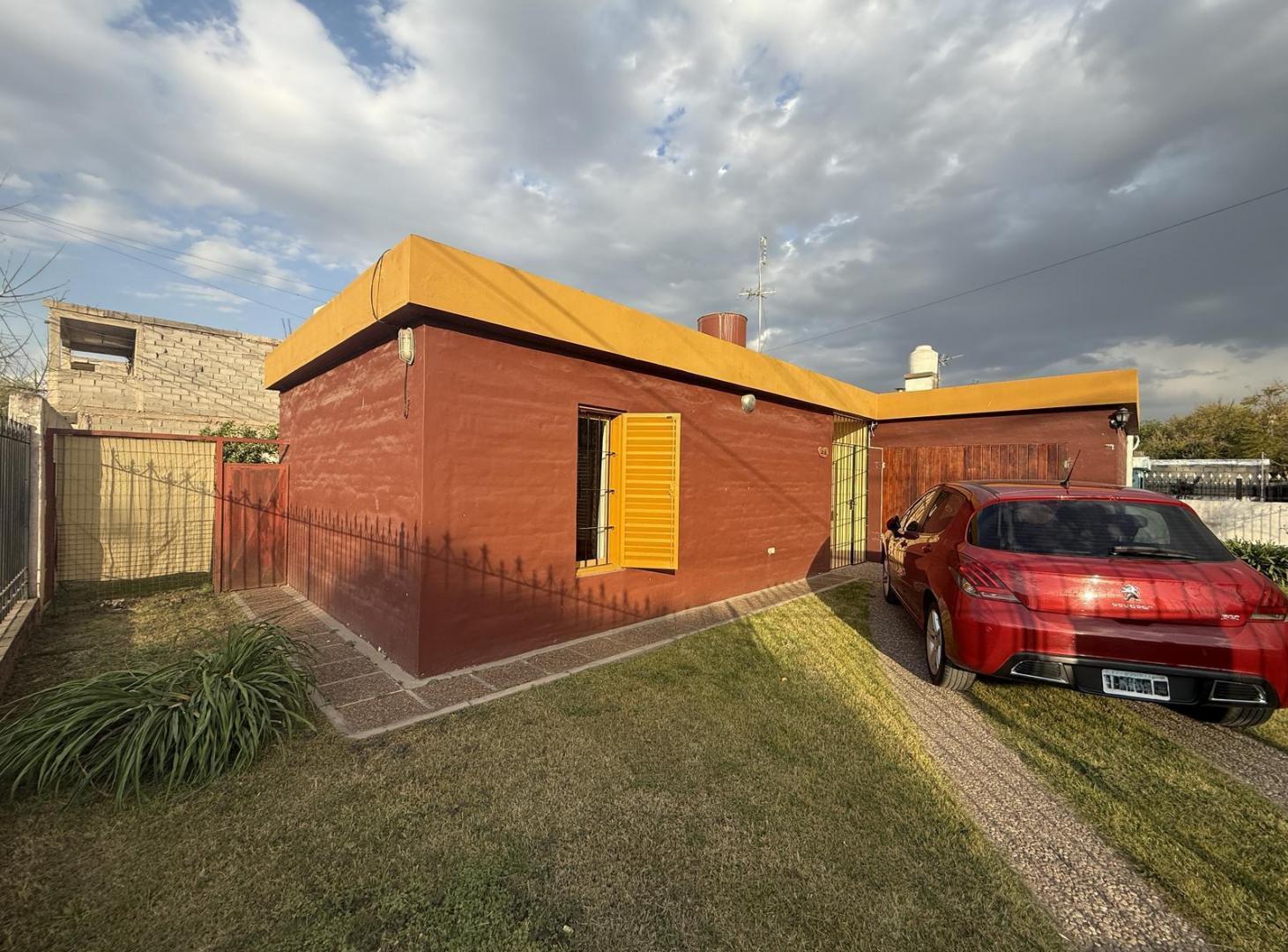 Foto de CASA EN VENTA EN VILLA CORNÚ | 3 DORMITORIOS EN UNA SOLA PLANTA, imagen 4
