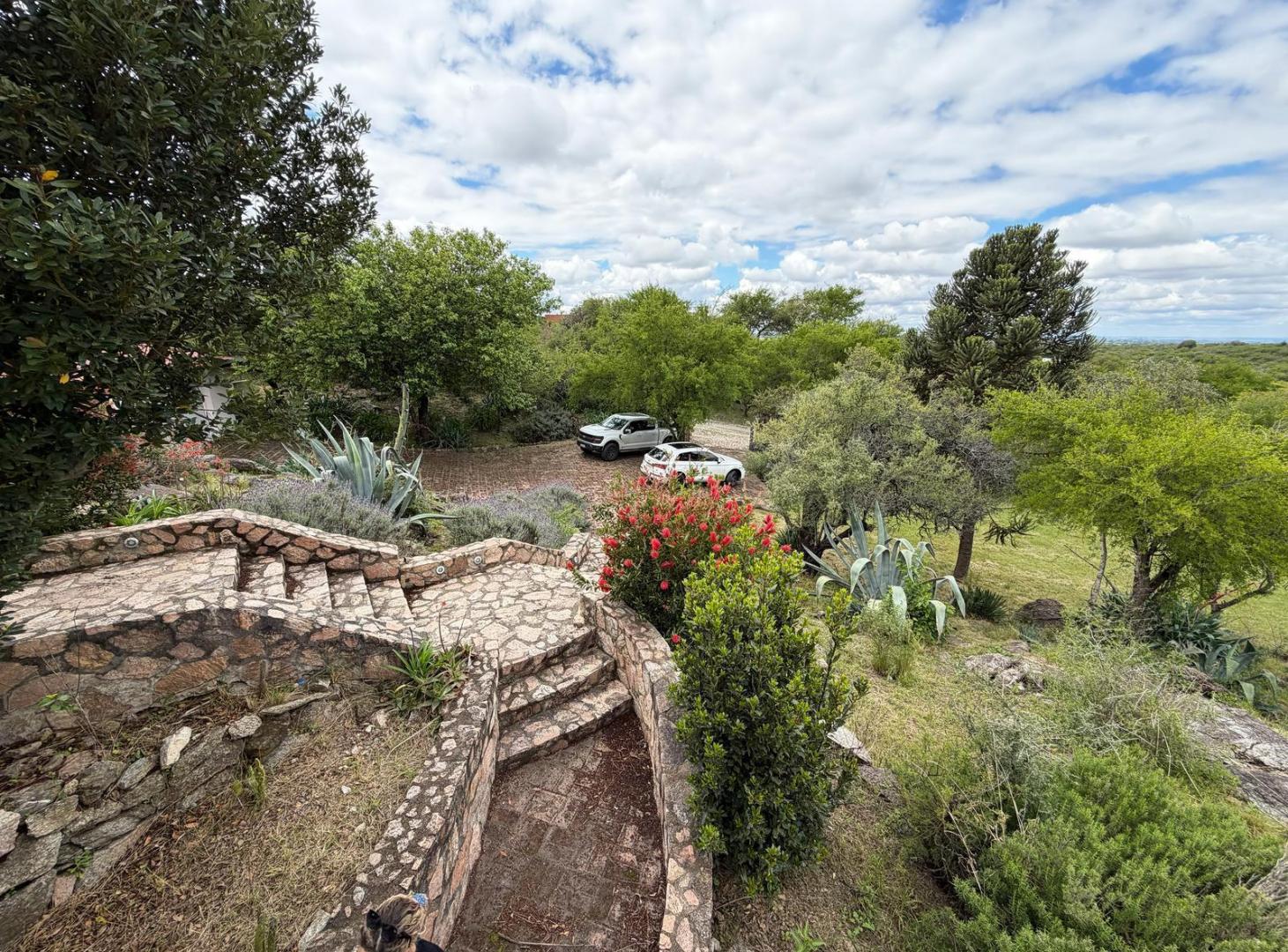 Foto de CASA EN VENTA | LA ESCONDIDA – FALDA DEL CARMEN | 8.000 m², imagen 4