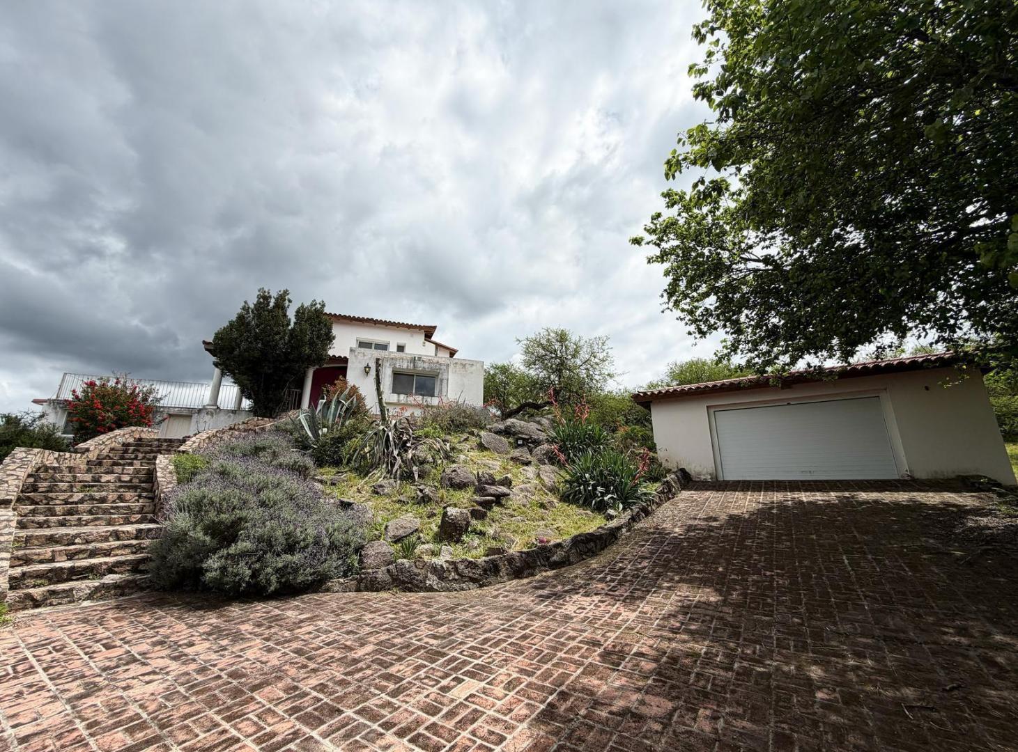 Foto de CASA EN VENTA | LA ESCONDIDA – FALDA DEL CARMEN | 8.000 m², imagen 2