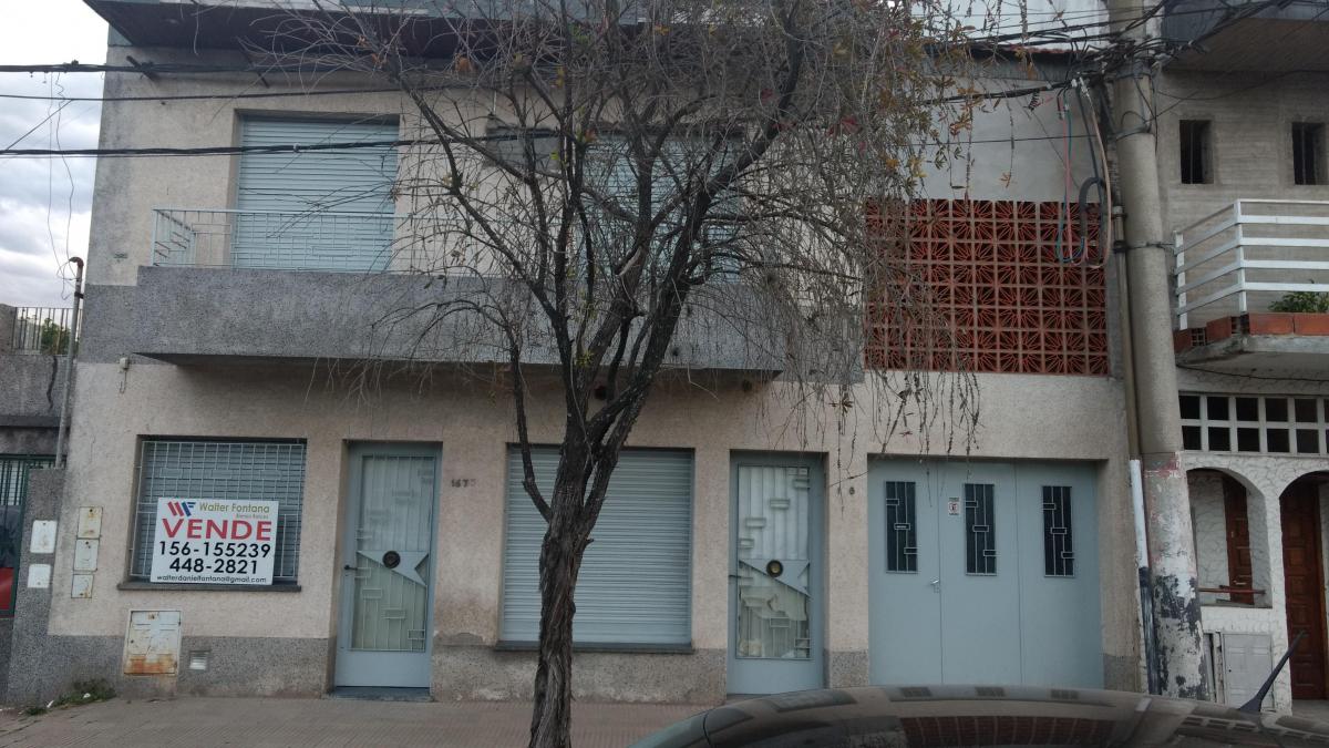 Casa de 130 m² con 3 dormitorios en venta en Domingo Matheu