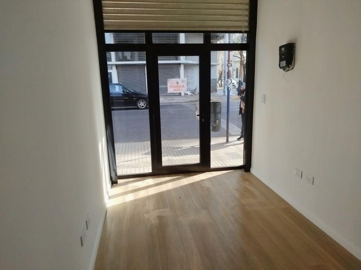 Foto de Local de 15 m² en alquiler en Abasto, imagen 5
