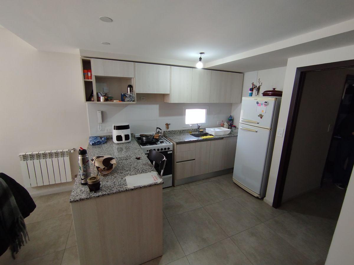 Foto de Departamento de 82 m² con 2 dormitorios en venta en Martín, imagen 2