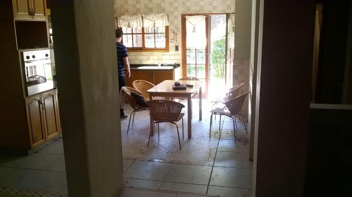Foto de Casa de 220 m² con 4 dormitorios en alquiler en Nuestra Señora de, imagen 2