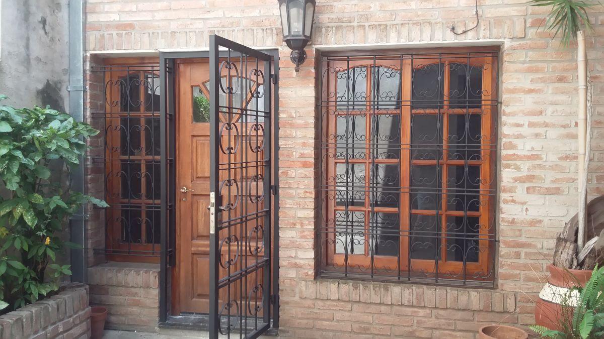 Foto de Casa de 220 m² con 4 dormitorios en alquiler en Nuestra Señora de, imagen 3