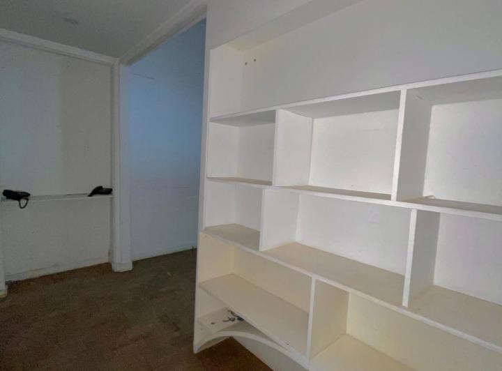 Oficina en PH 3 Ambientes en Planta Baja al Frente con Patio - No Apto Vivienda 4