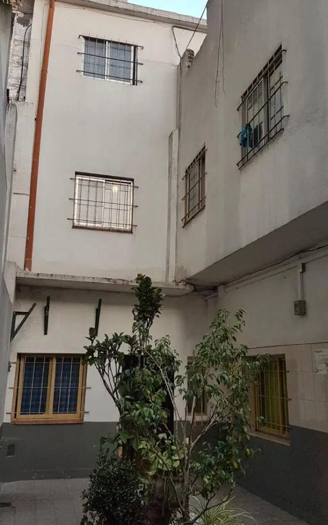 Lote de 8,55 x 40 mts. con fondo de Comercio de Hotel de 525m² Cubiertos - 28 Habitaciones 5