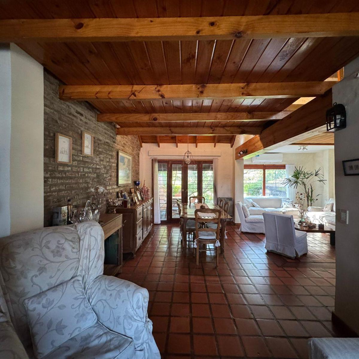 Exclusiva Casa en Tigre Residencial 2