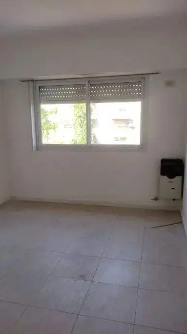 Departamento En Alquiler En Moron Sur 2