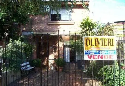 Duplex En Venta En Villa Luzuriaga 2