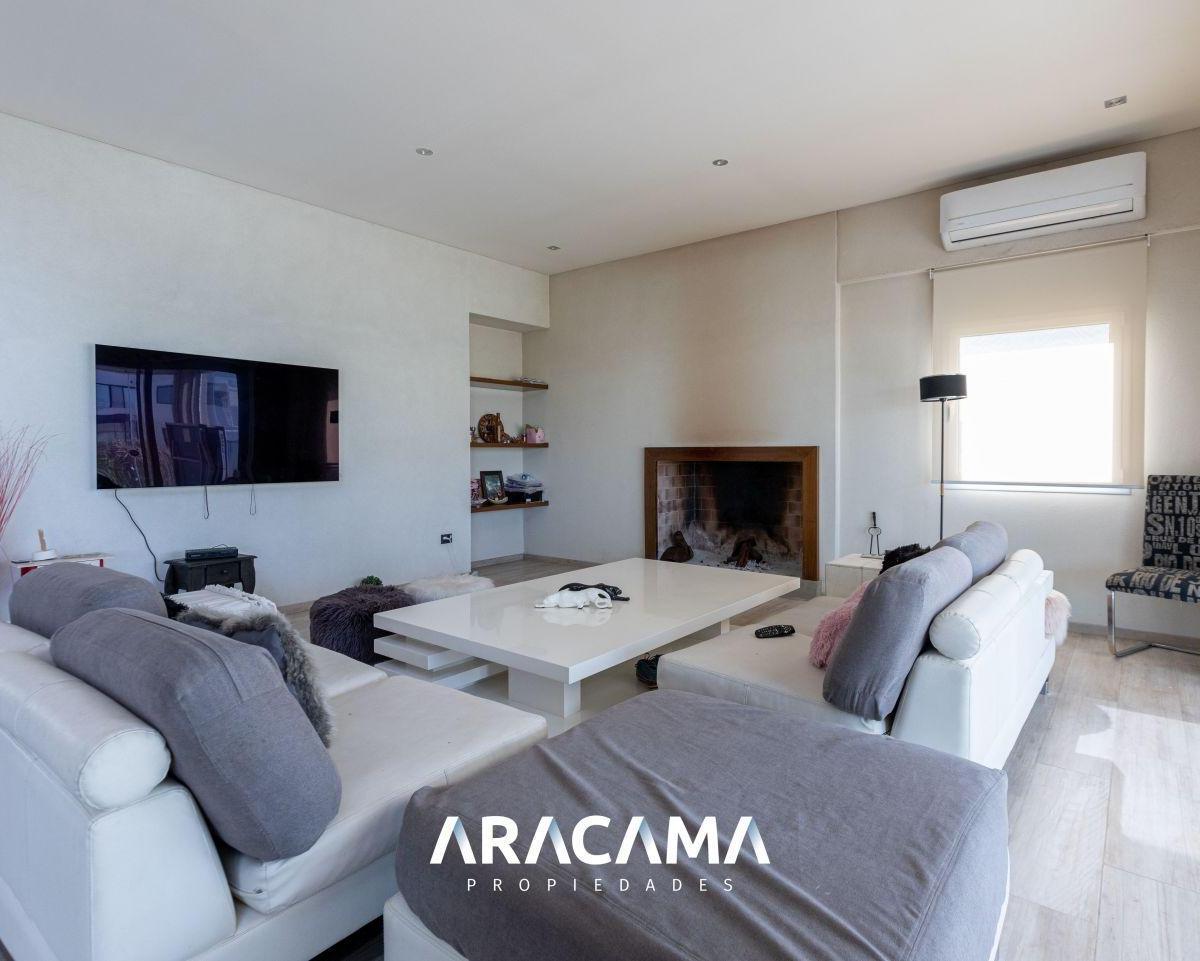 Foto de CASA en VENTA en La Providencia - Canning, imagen 2