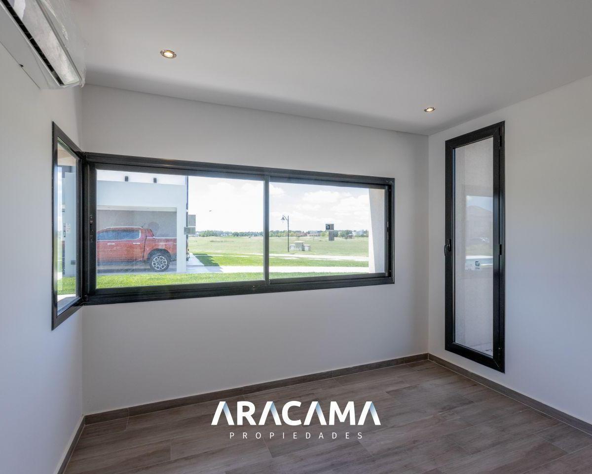 Foto de Casa en Venta con 4 dormitorios en La Providencia - Canning, imagen 4