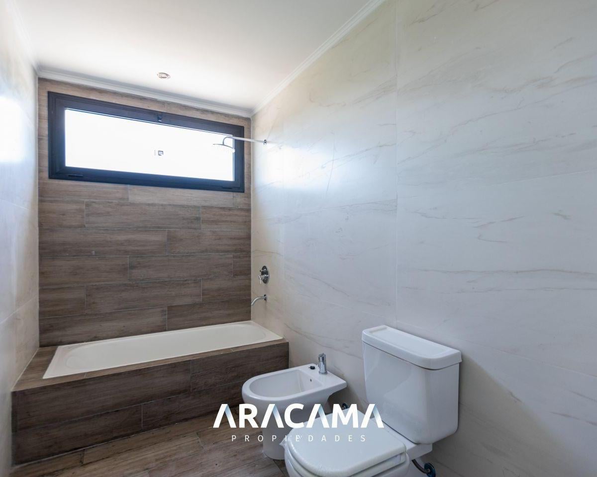 Foto de Casa en Venta con 4 dormitorios en La Providencia - Canning, imagen 5