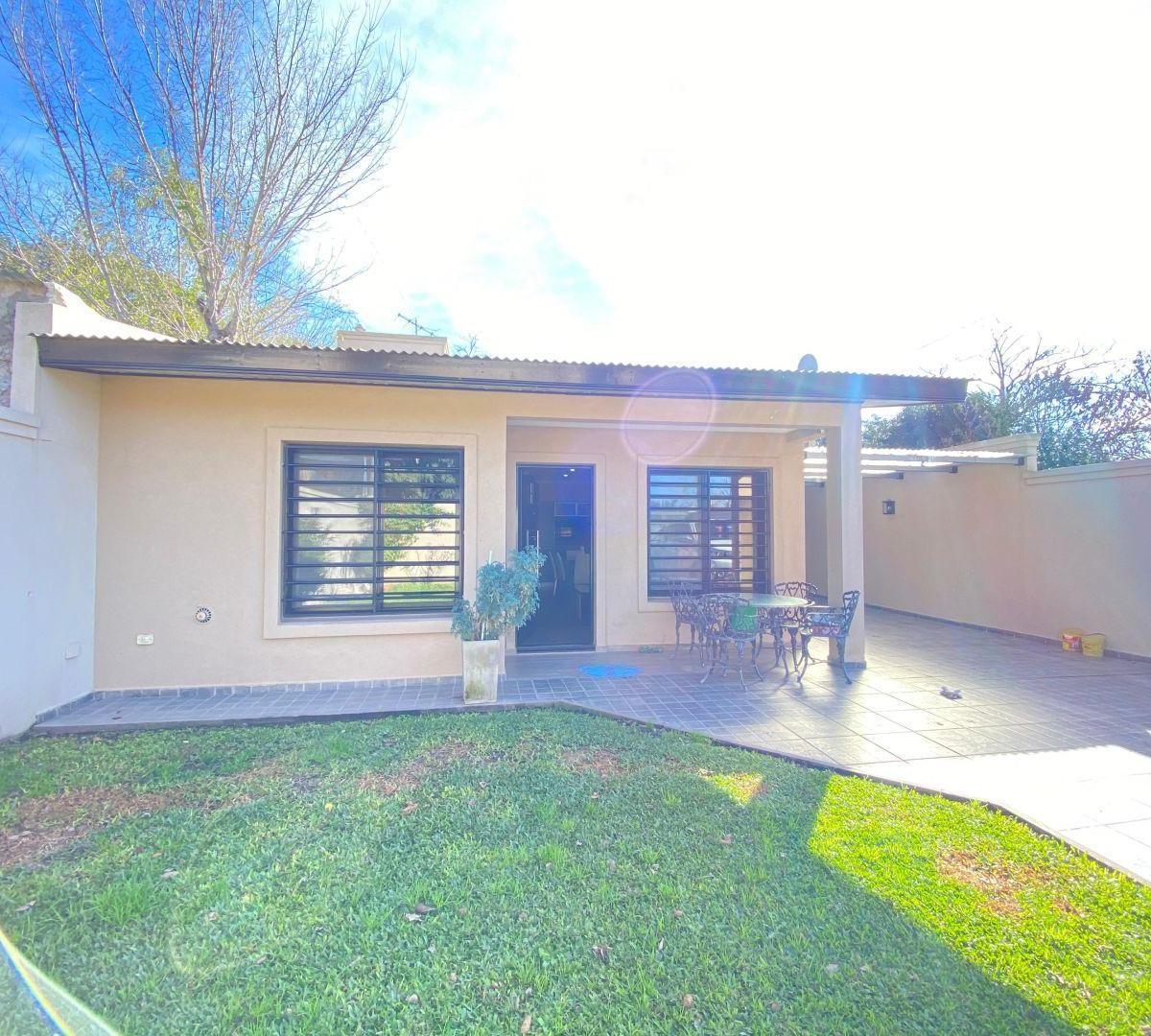 Venta de Casa 4 AMBIENTES en Tristán Suárez, Ezeiza