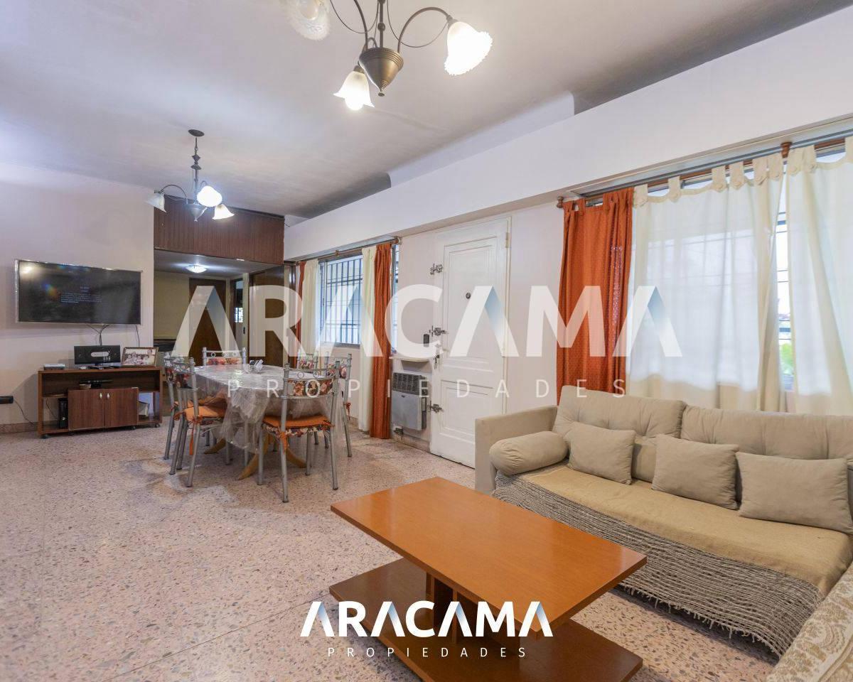 Foto de Casa en Venta en Monte Grande, imagen 3