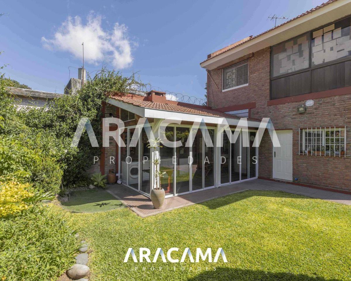 Casa en Venta en Luis Guillon