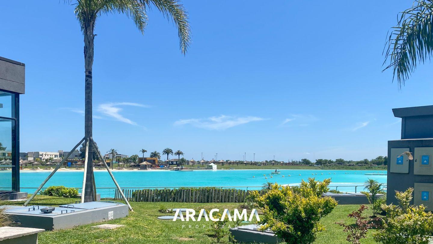 Lote en Venta en Terralagos