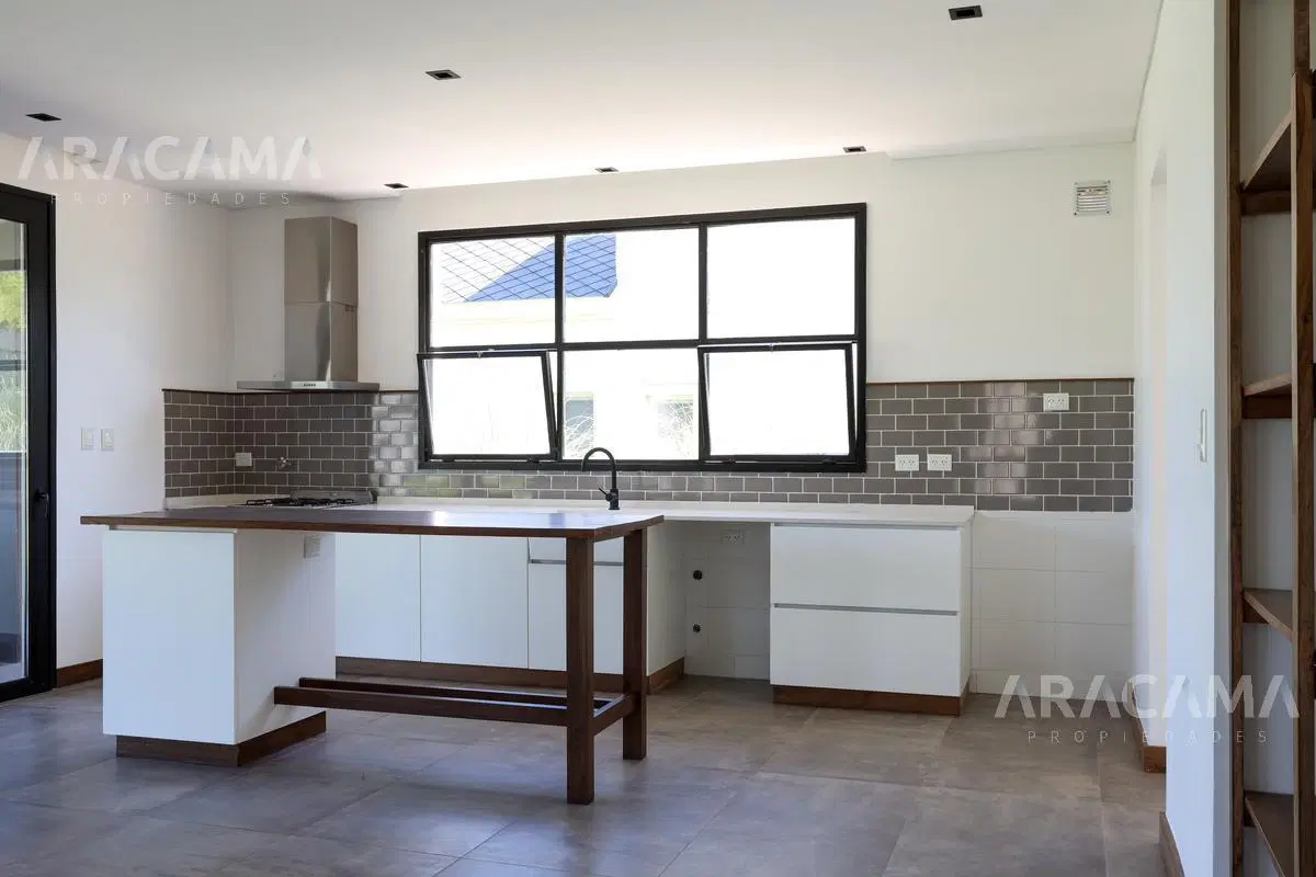 Casa en VENTA en Barrio Privado Lomas Athletic Links - Ezeiza 4