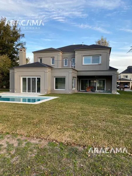CASA en VENTA en Saint Thomas Oeste - Canning 3