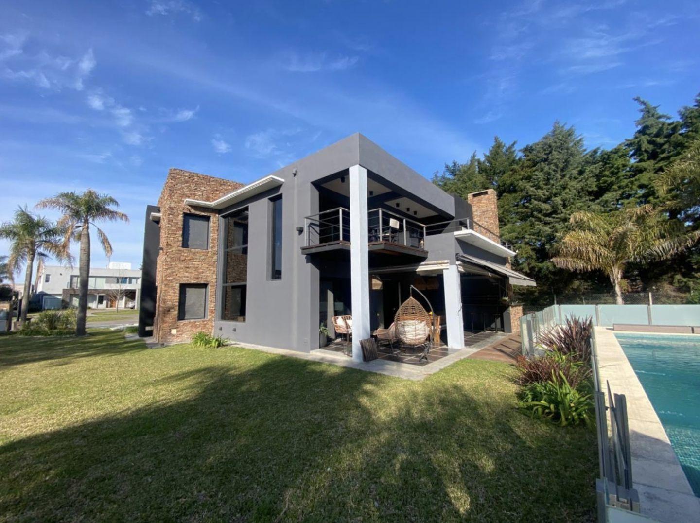 Casa en Venta en Los Naranjos - Canning