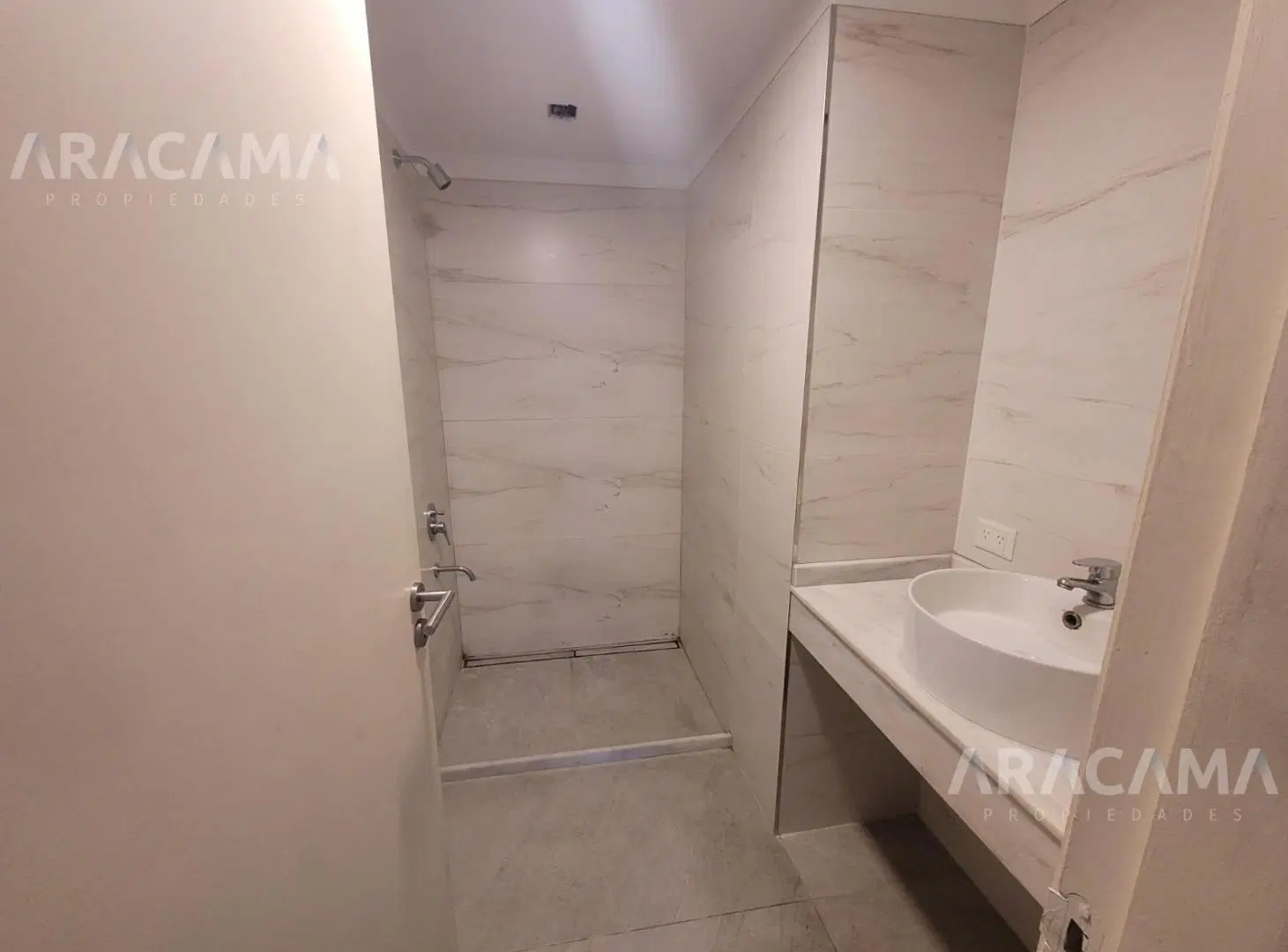 Departamento en Monte Grande 4