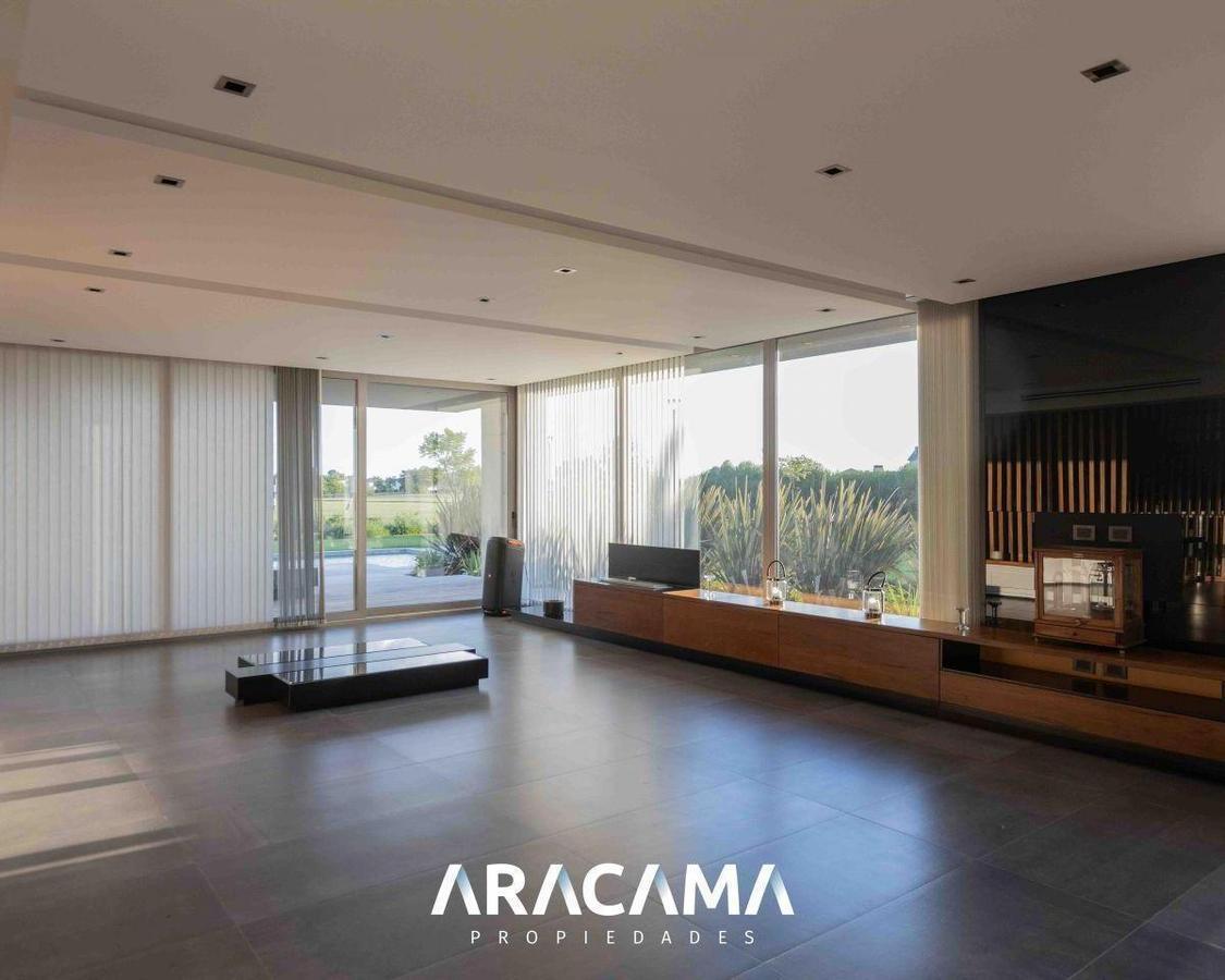 Foto de Casa en Venta en La Providencia - Canning, imagen 1