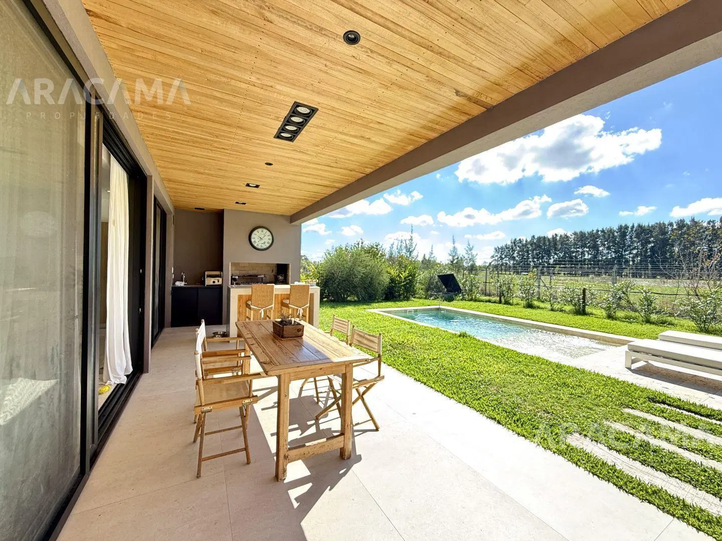 Casa en Venta en Lares de Canning 3