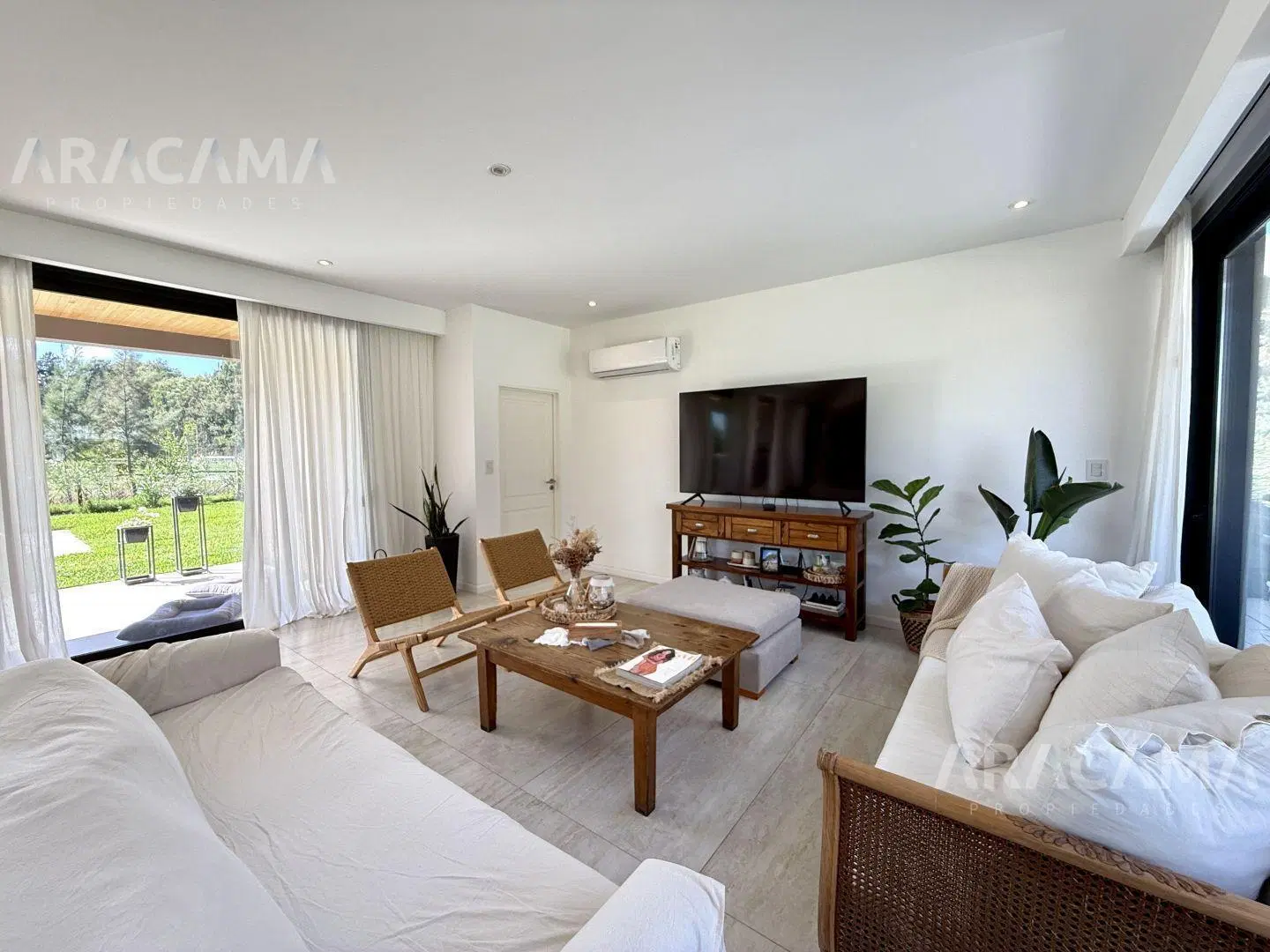 Casa en Venta en Lares de Canning 2