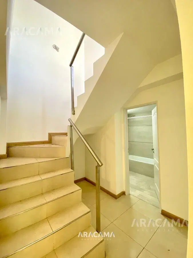 Departamento 4 ambientes en Venta en La Vieja Estacion - Canning 2