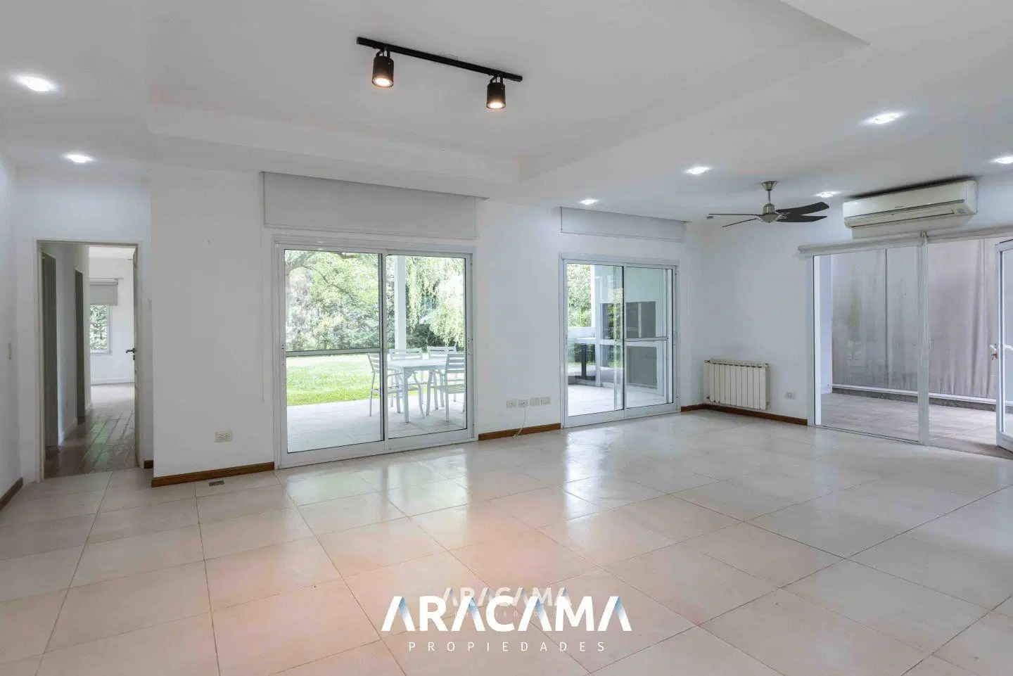 Casa en Venta en El Rocio - Canning 3