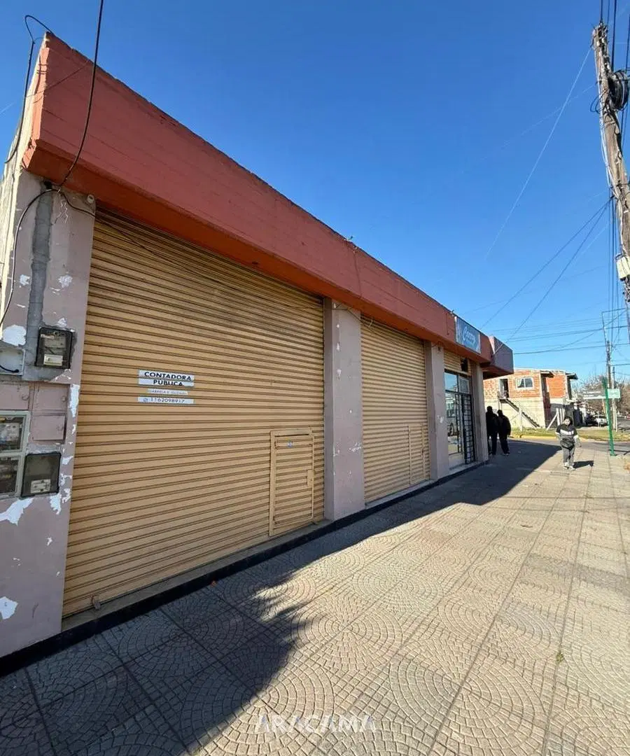 Local en Alquiler en Monte Grande 4