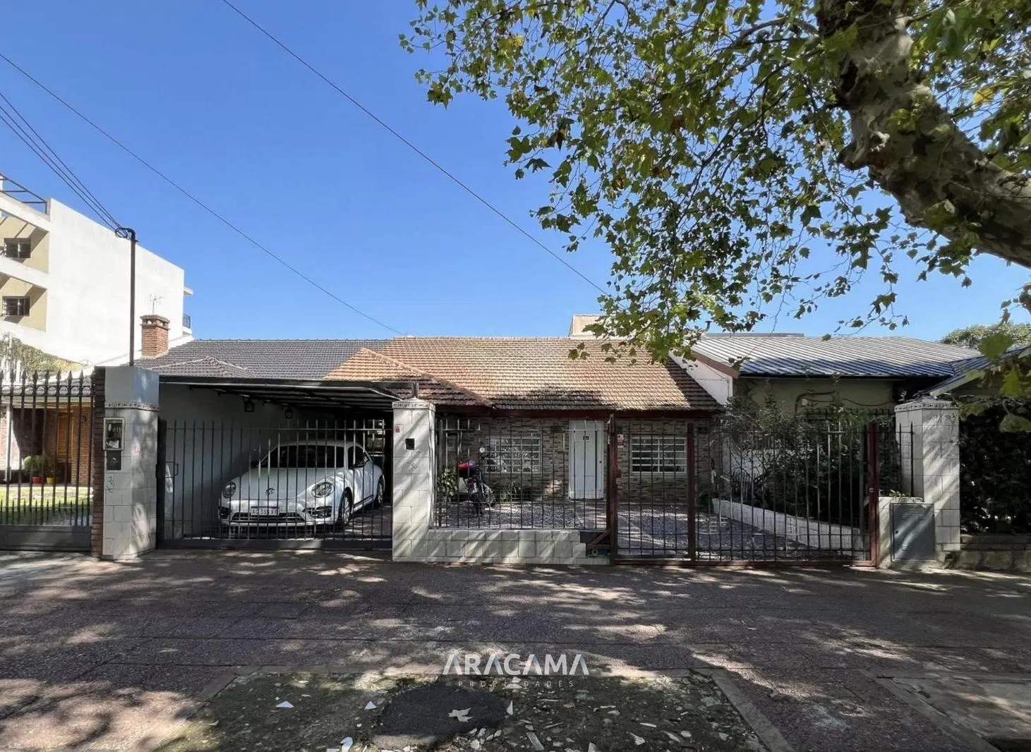Casa en Venta en Monte Grande 5