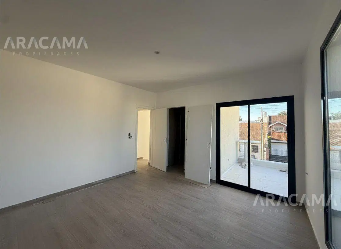 Duplex en Venta en Monte Grande 5