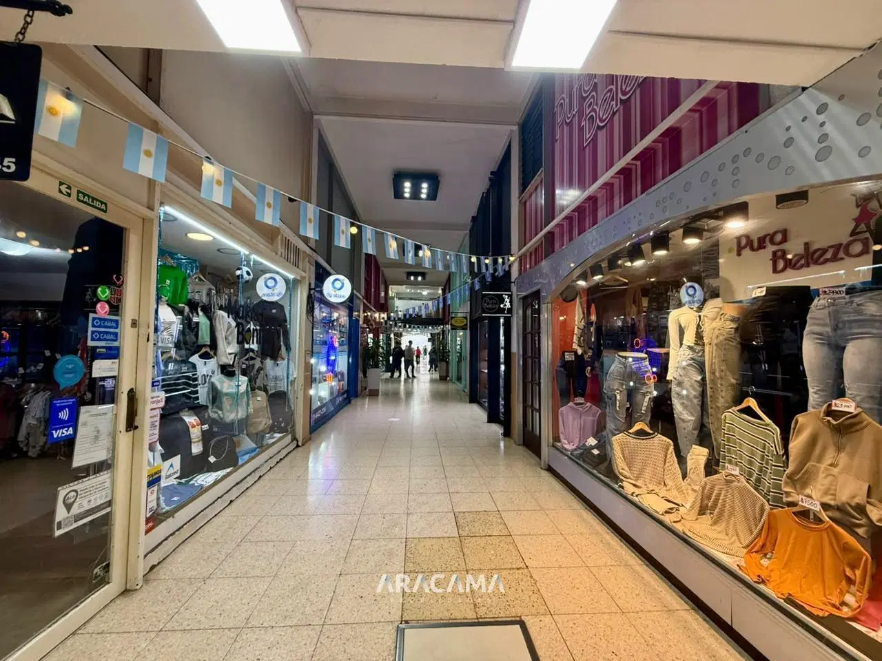 Local en Alquiler en la Galeria Union en Monte Grande 4