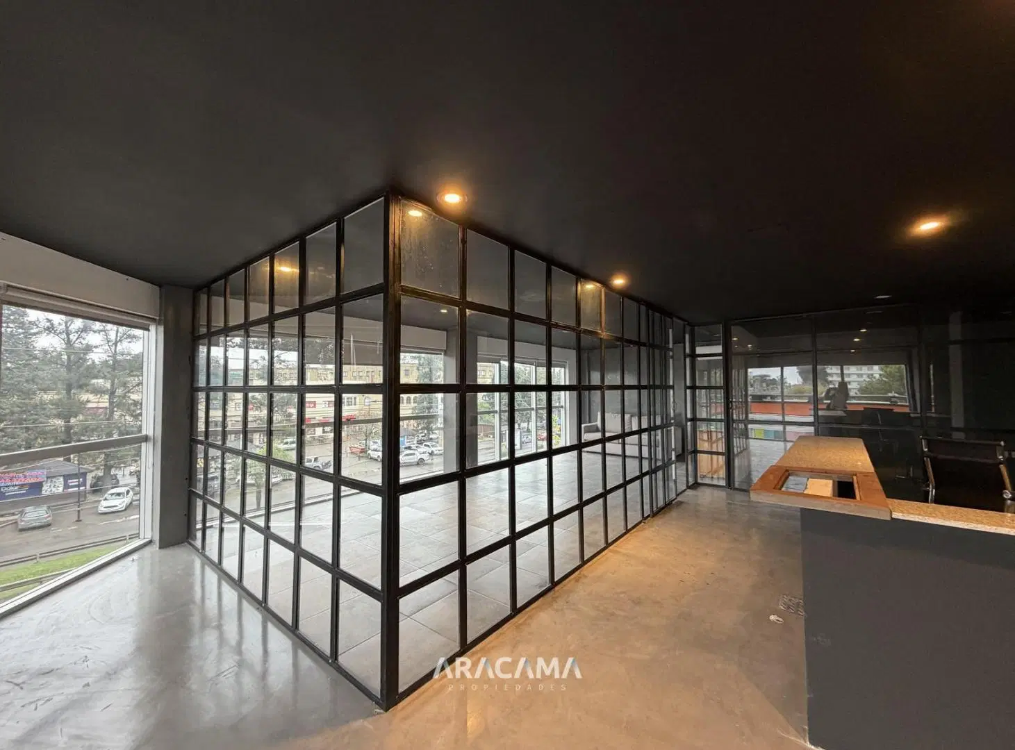Oficina en Alquiler en Canning 1