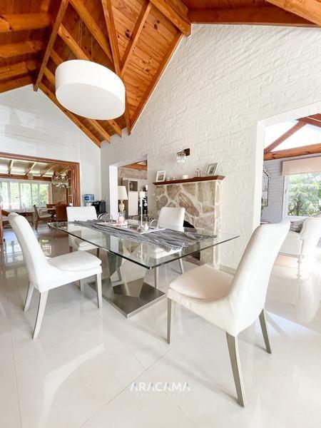 Foto de Casa en Venta con 3 dormitorios en Campos de Echeverria, imagen 2