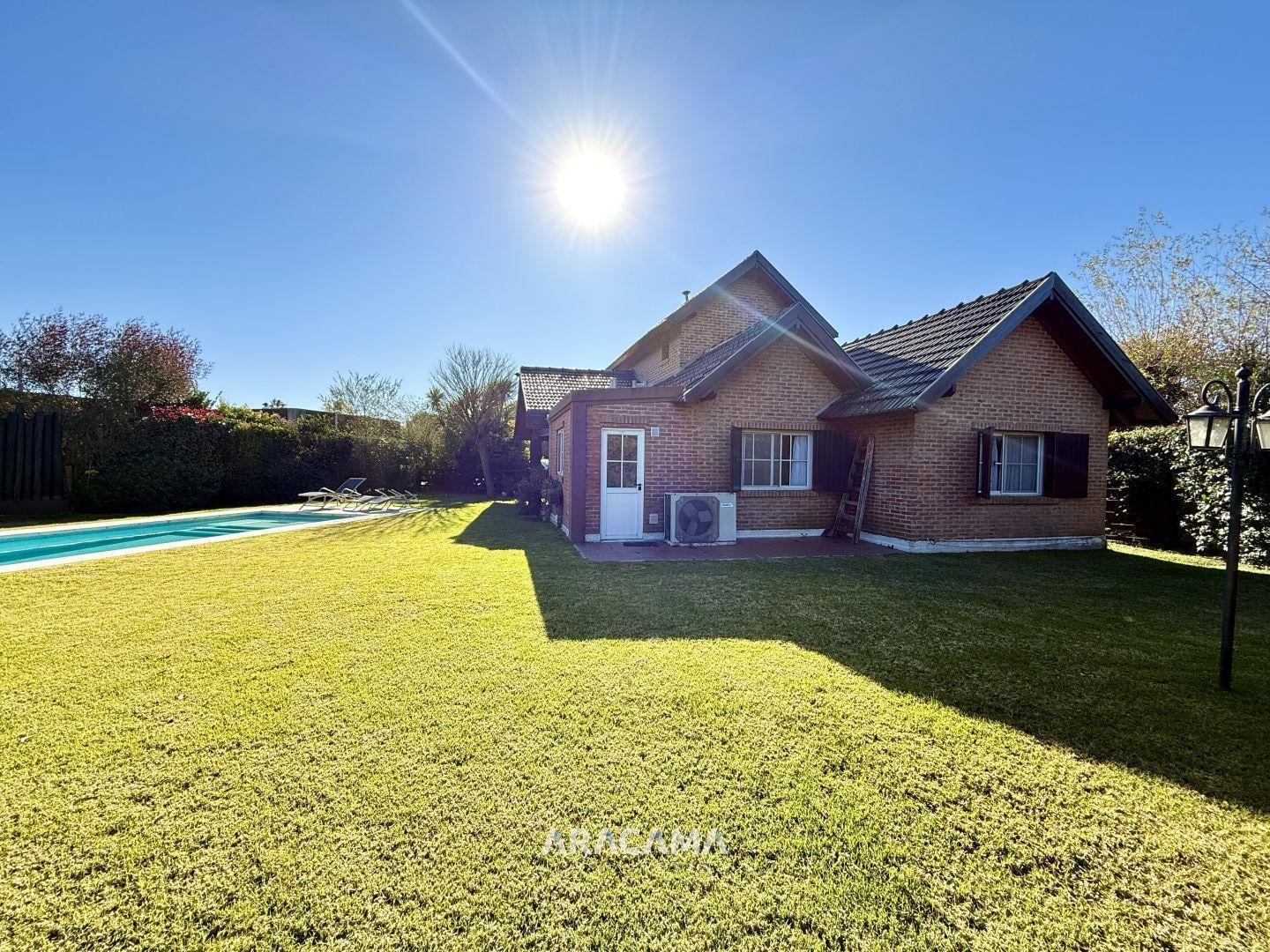 Foto de Casa en Venta en Campos de Echeverria - Canning, imagen 2