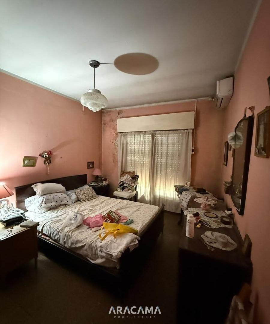 Foto de Casa a Reciclar en Venta en Monte Grande, imagen 4